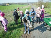 Ukliďme Česko - ukliďme cestu do lesa